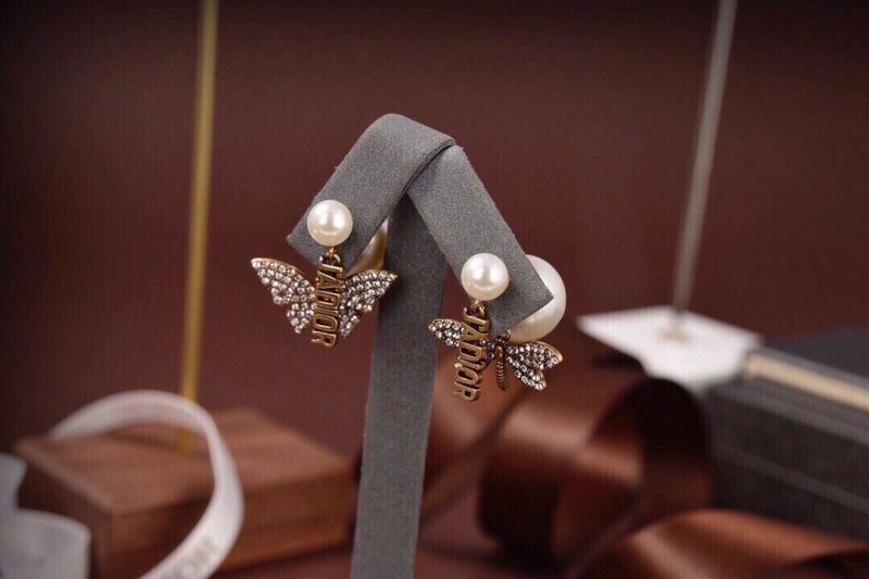 chr1st1an D10r earrings